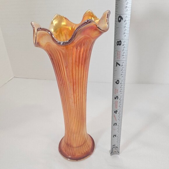 Fenton Fine Ribbed Marigold Carnival Glass Swung Vase 9 Inches Tall - Picture 8 of 9